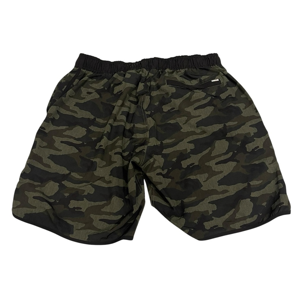 Vuori Banks Shorts in a green camouflage pattern L - Picture 2 of 8